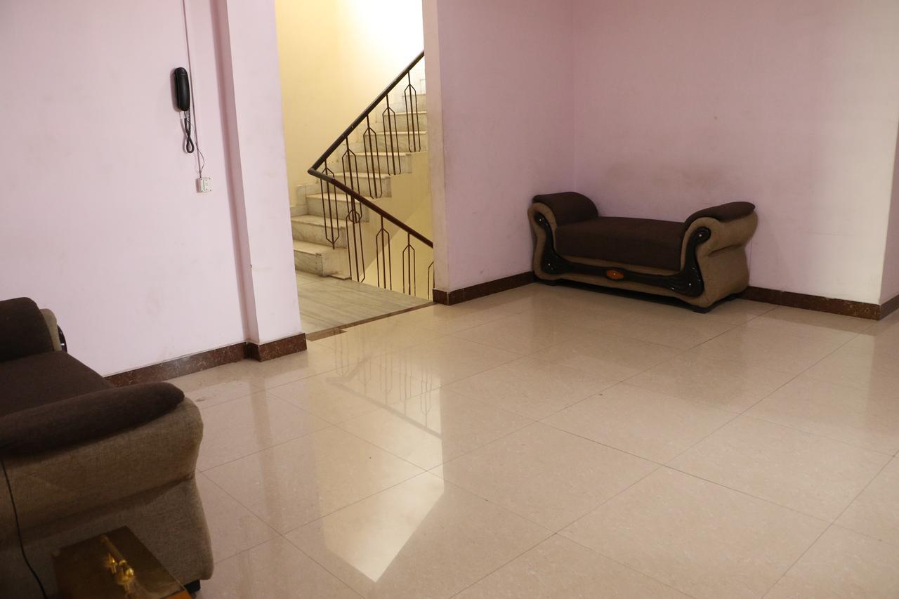 Hotel Sarweshwary Varanasi Ngoại thất bức ảnh